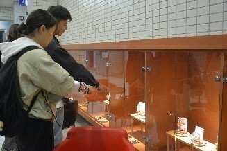 「青春上色中」校慶公仔創作優勝作品展