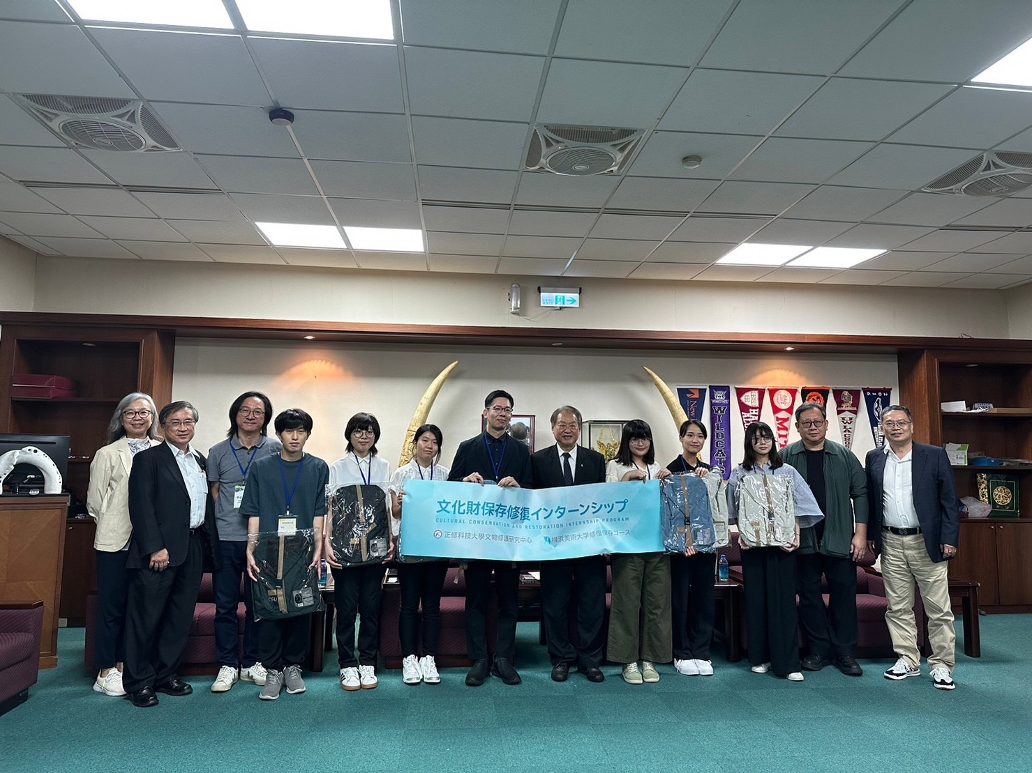 正修科大文物修護功夫了得 橫濱美術大學師生前來見習