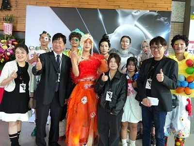 從龍眼到香氛，從夜市到永續《SPLENDID》正修114級彩妝與妝品系畢展圖片